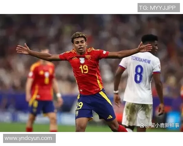 82号球衣背后的传奇故事与足球明星的辉煌历程 82号球衣背后的传奇故事与足球明星的辉煌历程